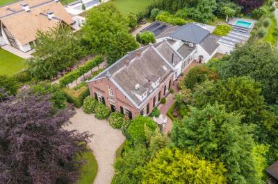 Woning Uiterdijk 4 Zoelen