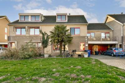 Woning Jacques Brelweg 19 Almere