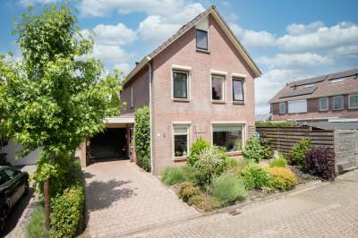 Woning J. van Raesfeldstraat 5 Vollenhove