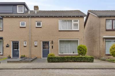 Woning van Duvenvoordestraat 26 Waalwijk