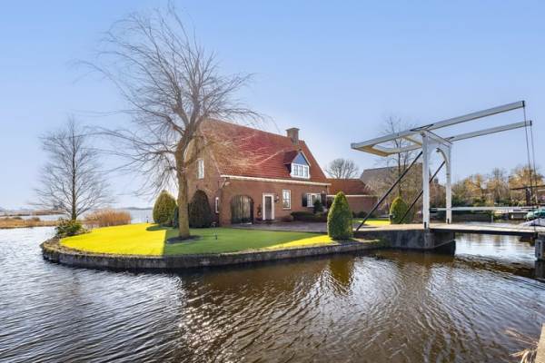 Woning Simon van Capelweg 12 Noorden