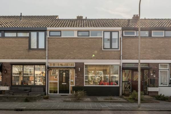 Woning Vezelstraat 7 's-Gravendeel