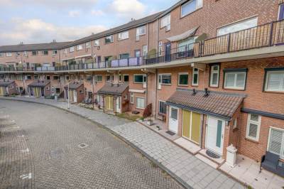 Woning J.C. Sterrenburgstraat 19 Spijkenisse