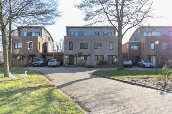 Woning Marga Klompéstraat 4 Leiden