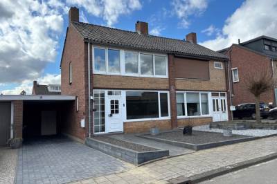 Woning Van Den Bongaertstraat 9 Haelen