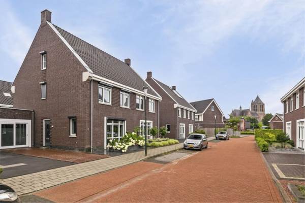Woning Vrouwkespad 8 Geffen