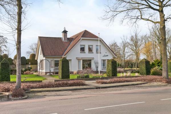 Woning Eikenlaan 1 Scherpenzeel (GE)