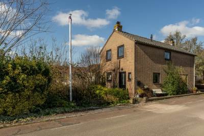 Woning Schenkeldijk 34 Strijen