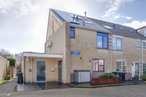 Woning Dom Helder Camarastraat 28 Purmerend