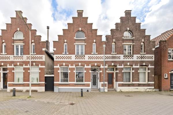 Woning Stationsstraat 15 Roosendaal