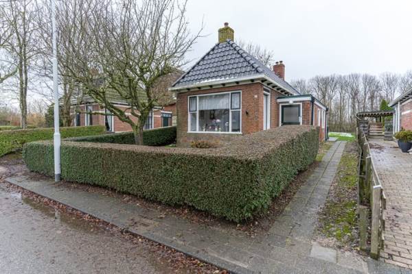 Woning Ternaarderwei 46 Wierum