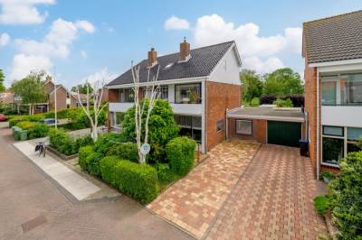 Woning Beatrixlaan 9 Kaag
