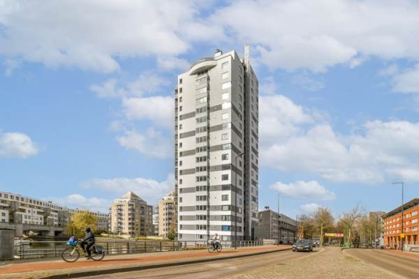 Woning C. van Eesterenlaan 350 Amsterdam
