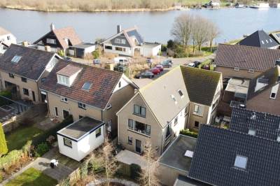 Woning Zuidhoek 25 Roelofarendsveen