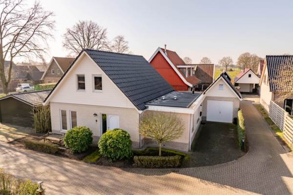 Woning Gemeenteweg 3819 Staphorst