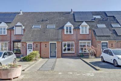 Woning Ambrosius Rozendaelstraat 82 Geertruidenberg