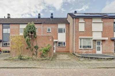 Woning Cederberg 11 Roosendaal