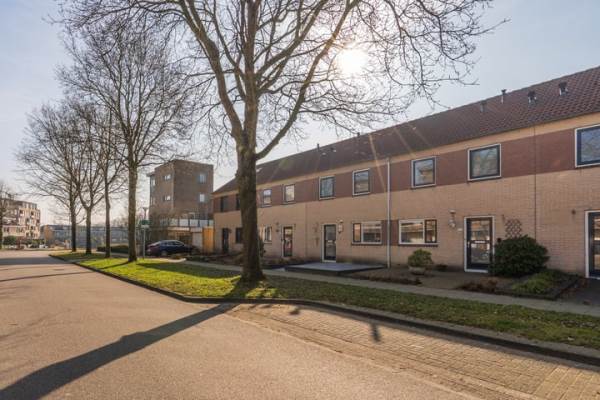Woning Alexander Dubcekweg 115 Assen