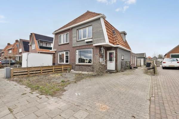 Woning Middenweg 117 Veendam