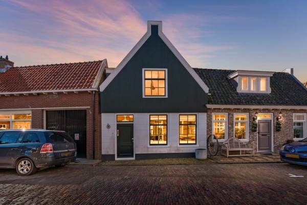 Woning Zuideinde 36 Monnickendam