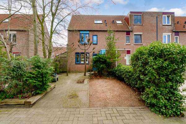 Woning Slufterplantsoen 45 Almere