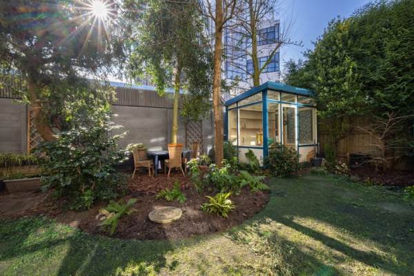 Woning Anthonie van Dijckstraat 7H Amsterdam