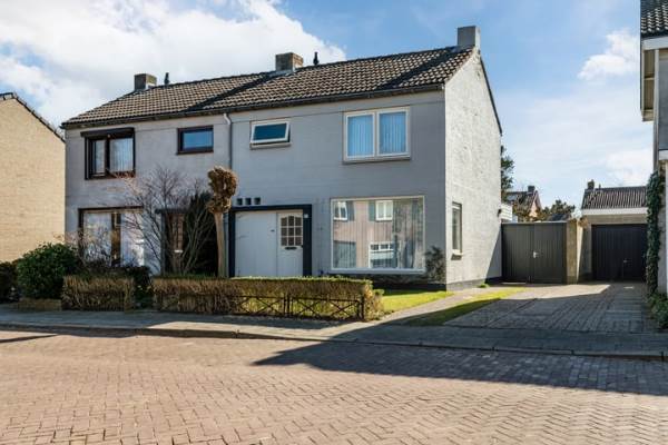 Woning Pastoor de Beeckstraat 21 Goirle