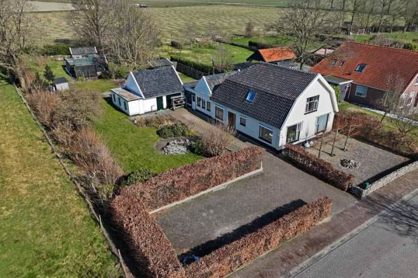 Woning Burgemeester G W Stroinkweg 57 Zuidveen