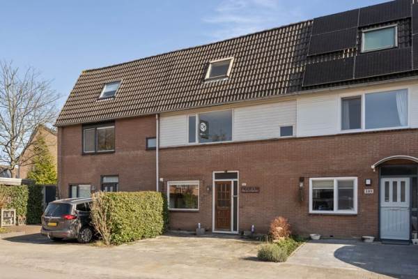 Woning Schweitzerstraat 111 Hoofddorp
