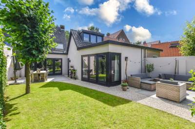 Woning Klooster 30 Laren (NH)