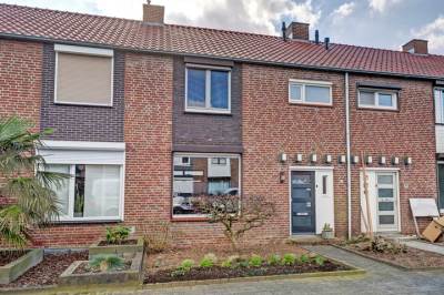 Woning Jan van Eechoudstraat 37 Horst