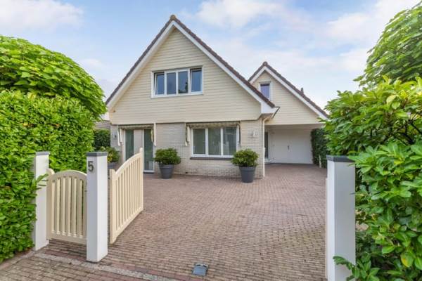 Woning Etty Hillesumlaan 5 Huizen