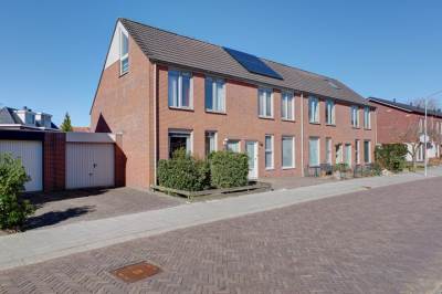 Woning Mr. Groen van Prinstererlaan 21 Assen