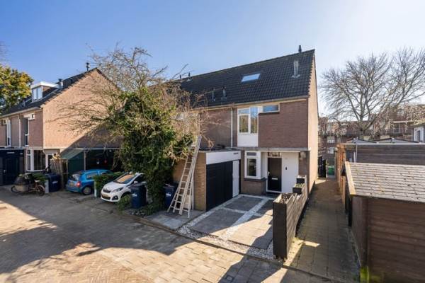 Woning King Olivereiland 32 Den Haag