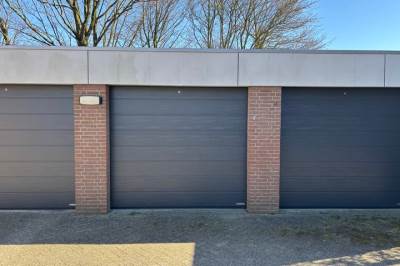 Garage Piratenweg 98S Hoofddorp