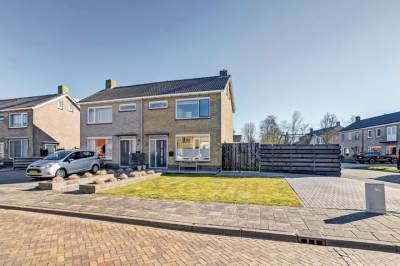 Woning Ljurkstrjitte 23 Stiens
