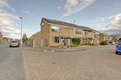 Woning Kikkerveen 202 Spijkenisse