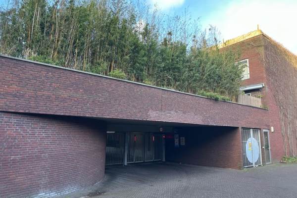 Garage Paul Schuitemahof 28 Amsterdam