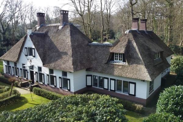 Woning Valkeveenselaan 1 Huizen