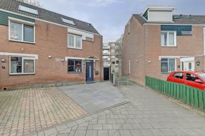 Woning Selma Lagerlöf-erf 236 Dordrecht