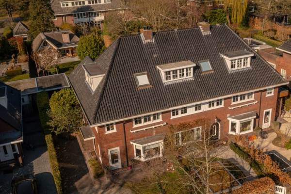 Woning van der Helstlaan 71 Naarden