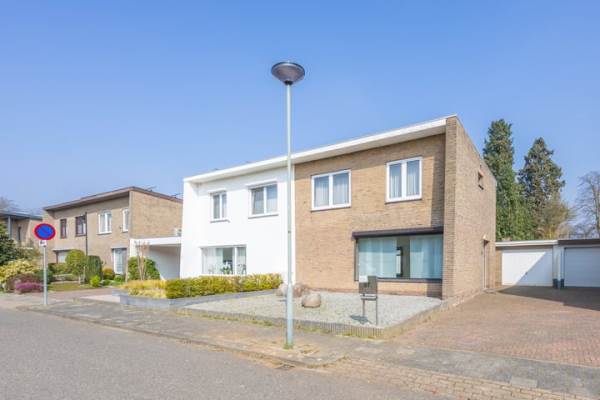 Woning Beukenlaan 97 Bunde