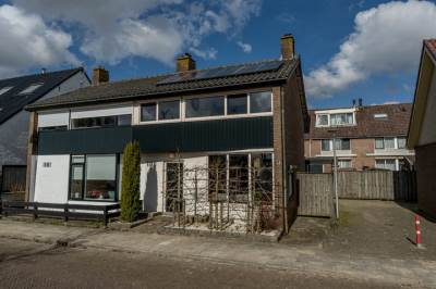 Woning In 't Veldstraat 29 's-Gravendeel