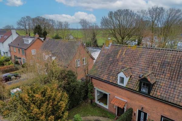 Woning van Lenneplaan 65 Soest