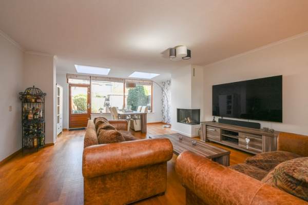 Woning J. Boezerstraat 86 Den Haag