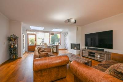 Woning J. Boezerstraat 86 Den Haag