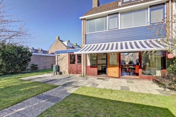 Woning Schultz van Haegenstraat 15 Hendrik-Ido-Ambacht