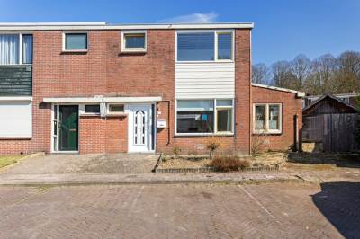 Woning R. Bouwmanstraat 2 Emmen