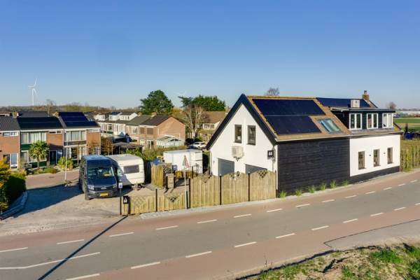 Woning Blaaksedijk Oost 44 Heinenoord