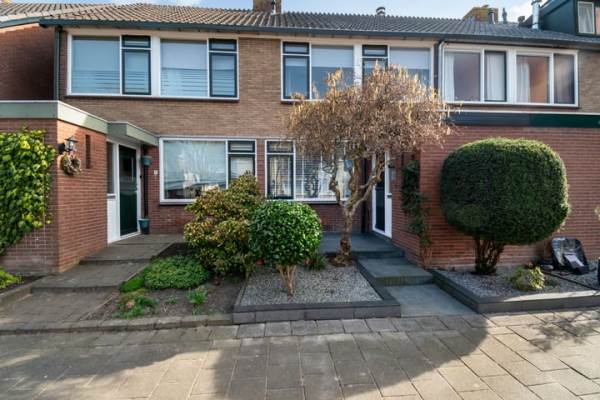 Woning Kastanjelaan 11 Woerden